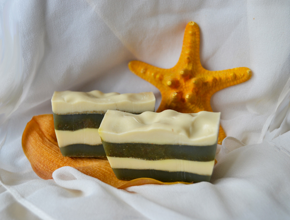 Мыло-скраб с отрубями на основе жёлтой и зелёной глины для очень чувствительной кожи - 140 р. (арт. B22)